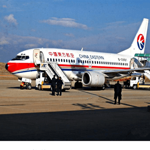 固原六盘山机场货运航空快运业稳步发展的原因是什么？